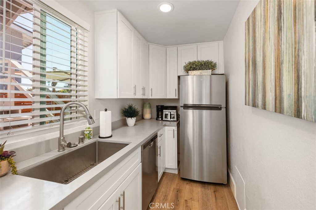 33782 Robles Drive, Dana Point CA 92629 - photo 21
