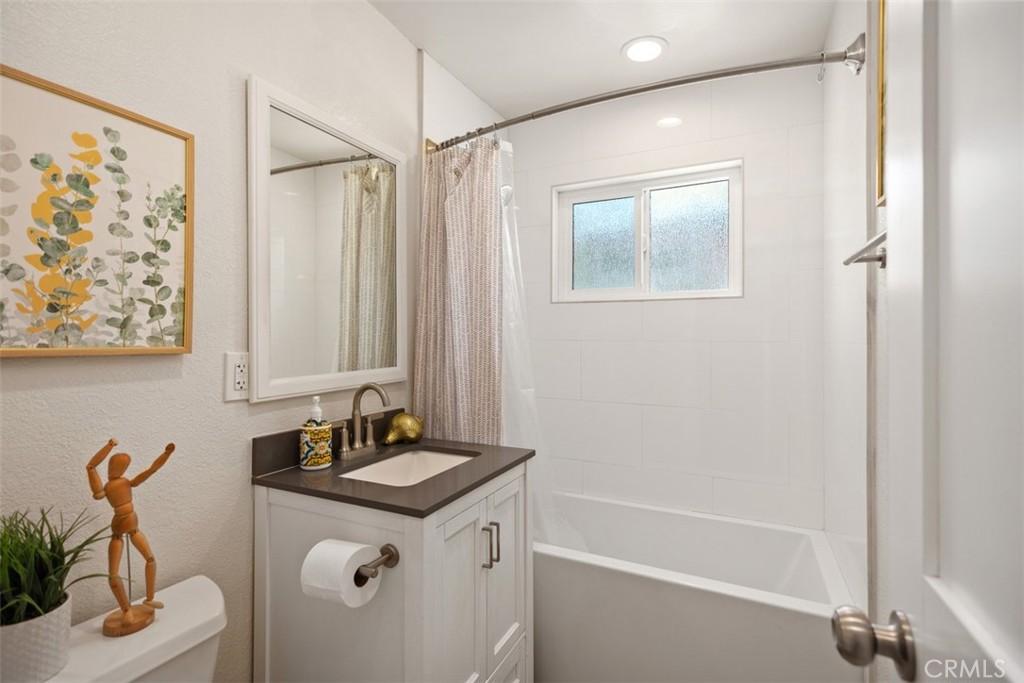 33782 Robles Drive, Dana Point CA 92629 - photo 25