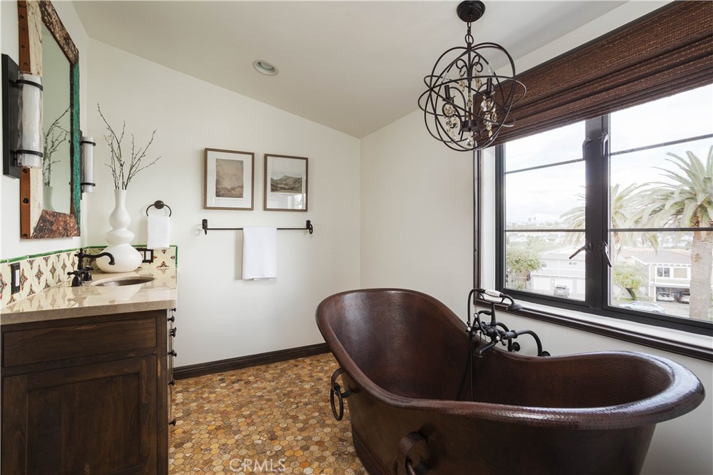 33791 Granada, Dana Point CA 92629 - photo 23