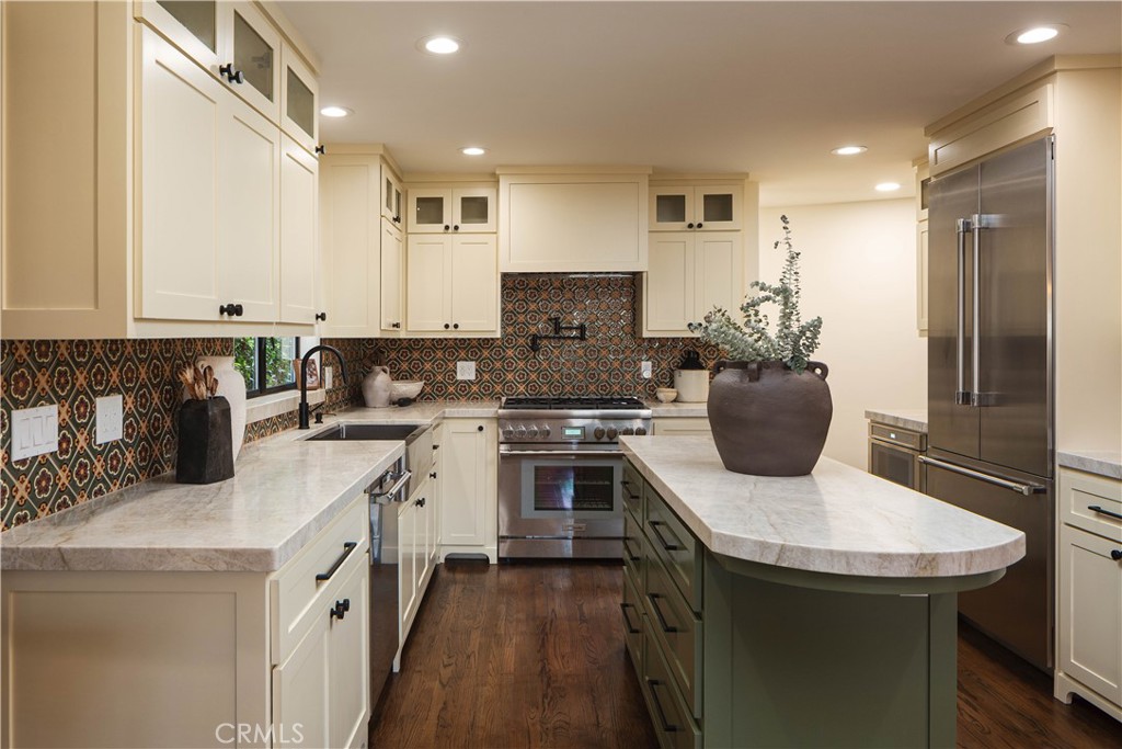 33791 Granada, Dana Point CA 92629 - photo 35