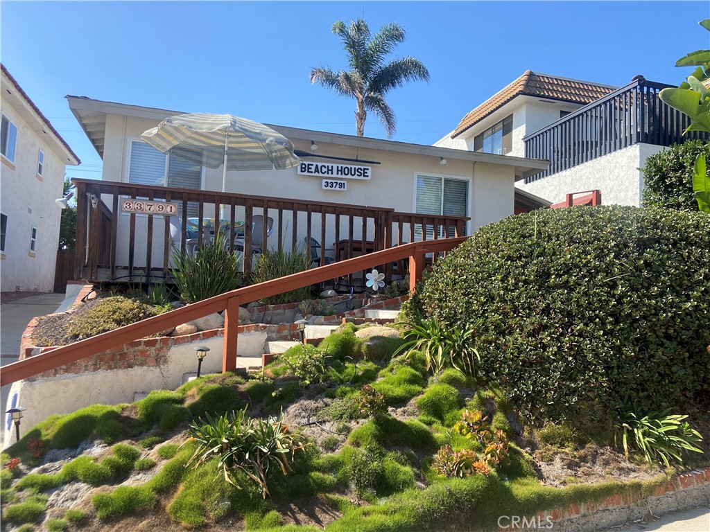 Charming beach house! - 33791 Silver Lantern, Dana Point CA 92629 - photo 2