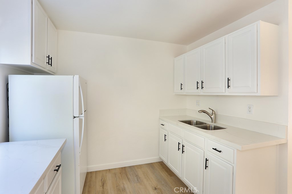 Kitchen - 33802 Castano B, Dana Point CA 92629 - photo 10