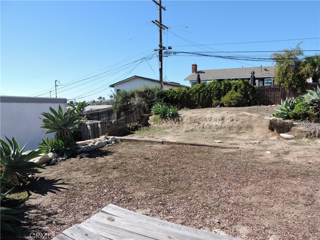 Looking to the back of the lot fro the middle - 33821 Malaga Drive, Dana Point CA 92629 - photo 4