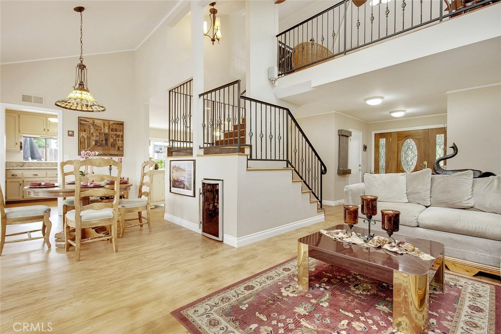 High ceilinged open space - 33831 Oldbridge Road, Dana Point CA 92629 - photo 1