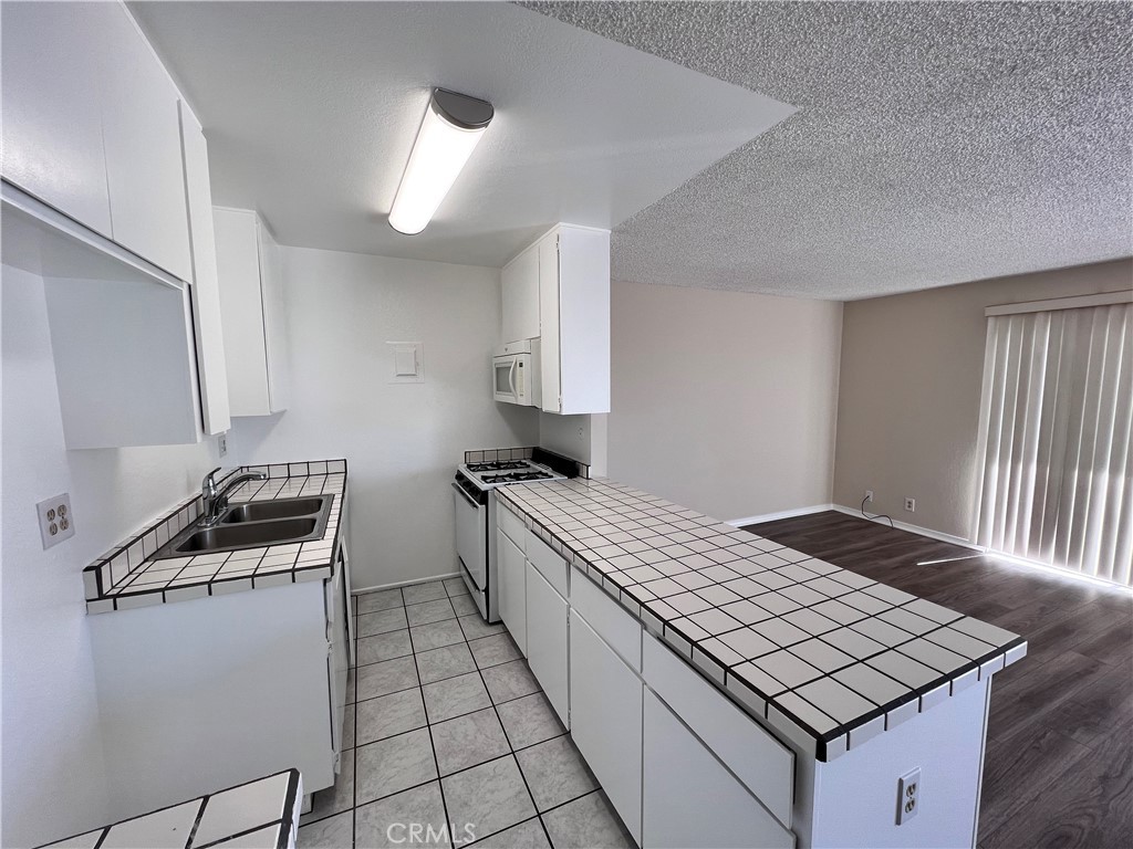 33852 Copper Lantern Street B, Dana Point CA 92629 - photo 13