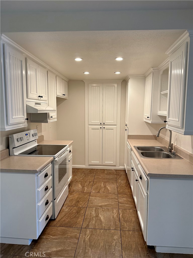 Updated kitchen - 33852 Del Obispo Street 53, Dana Point CA 92629 - photo 1