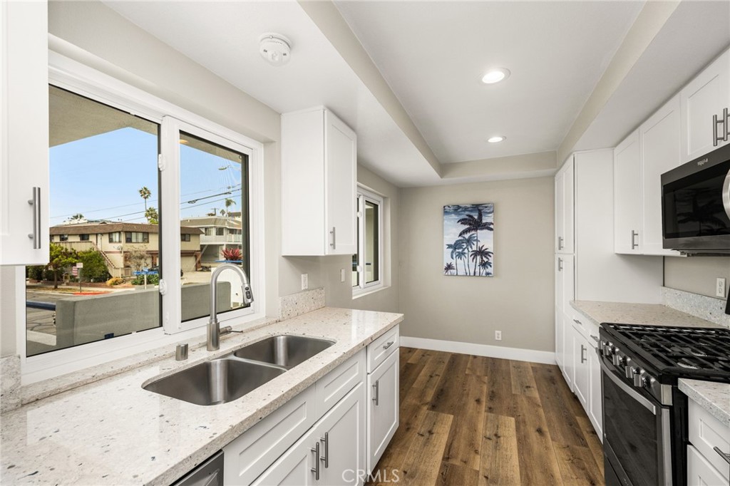 33868 Copper Lantern 3, Dana Point CA 92629 - photo 8