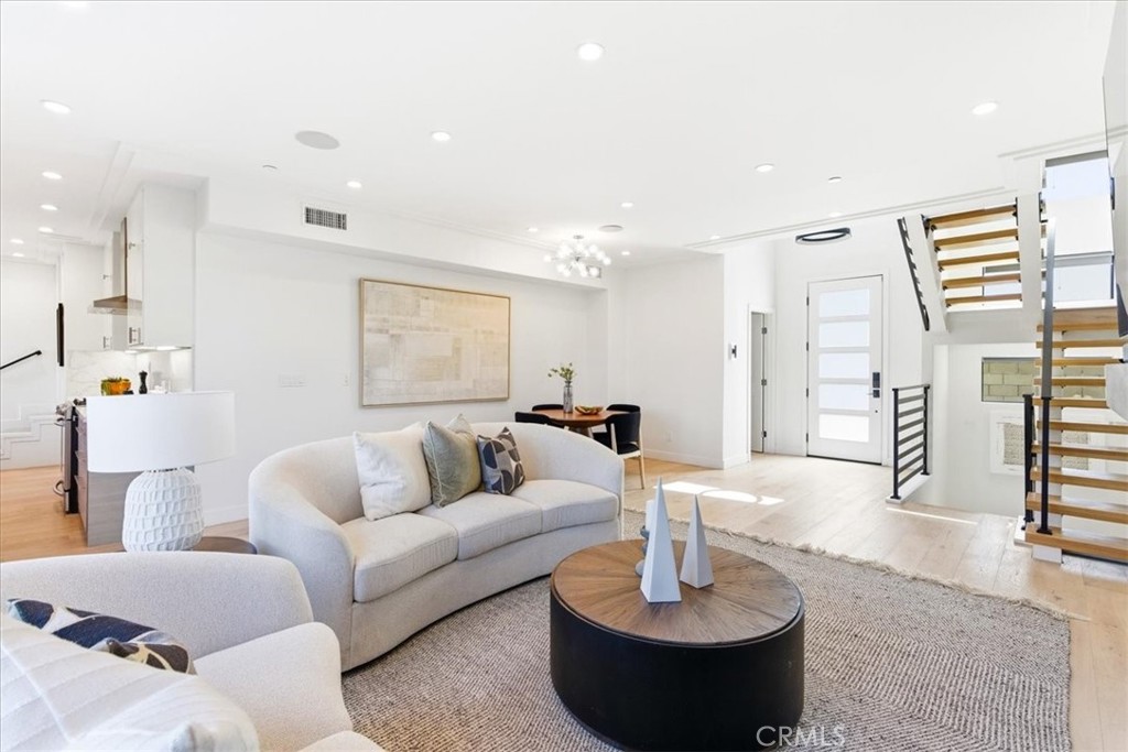 Spacious great room designed for comfortable everyday living and entertaining. - 33871 Calle La Primavera, Dana Point CA 92629 - photo 7