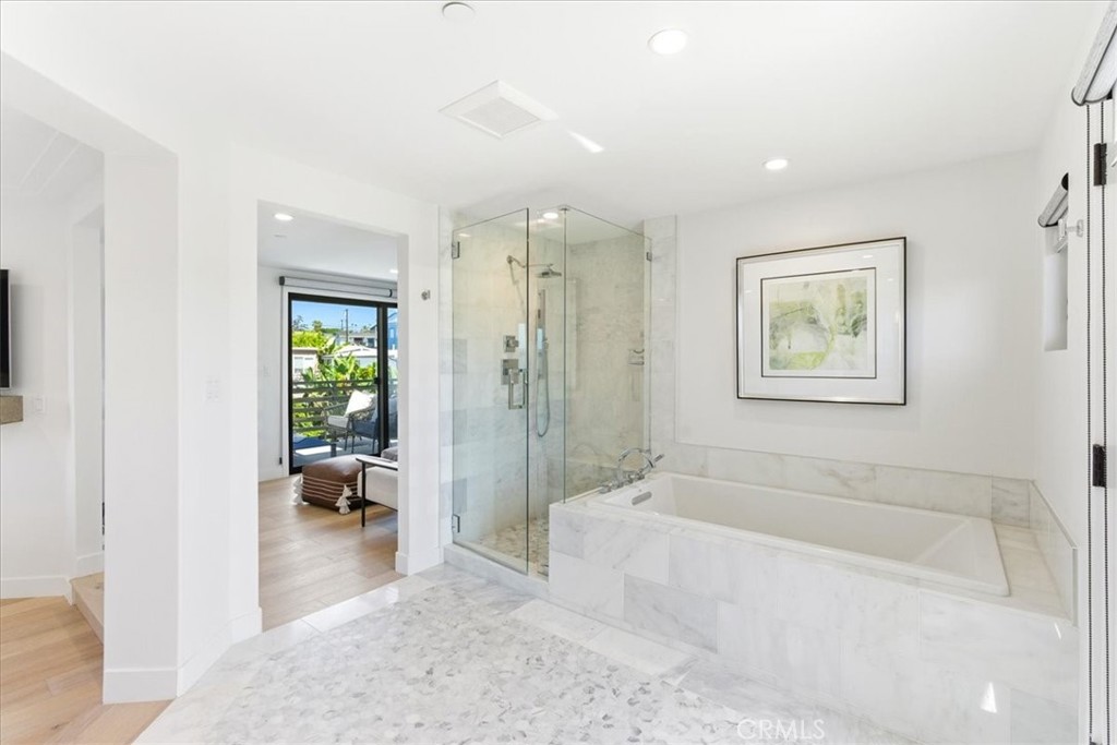 Additional perspective highlighting the spacious layout and refined finishes of the primary bathroom. - 33871 Calle La Primavera, Dana Point CA 92629 - photo 26