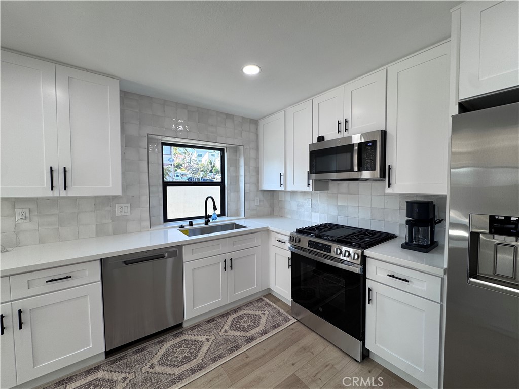 33871 Copper Lantern B, Dana Point CA 92629 - photo 3