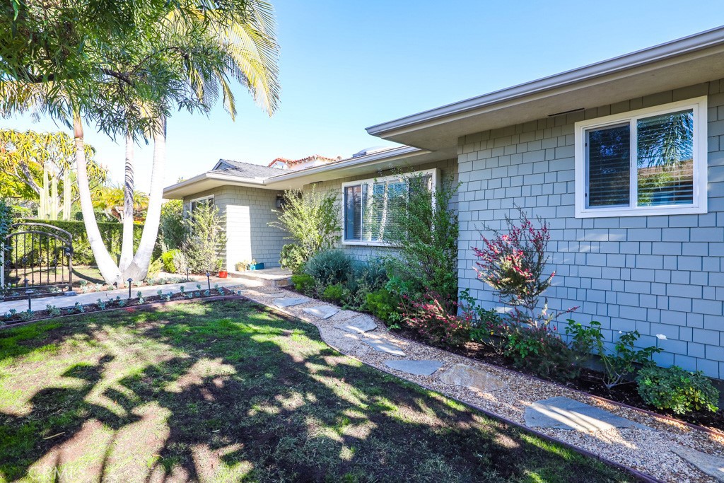 33902 Valencia Place, Dana Point CA 92629 - photo 27