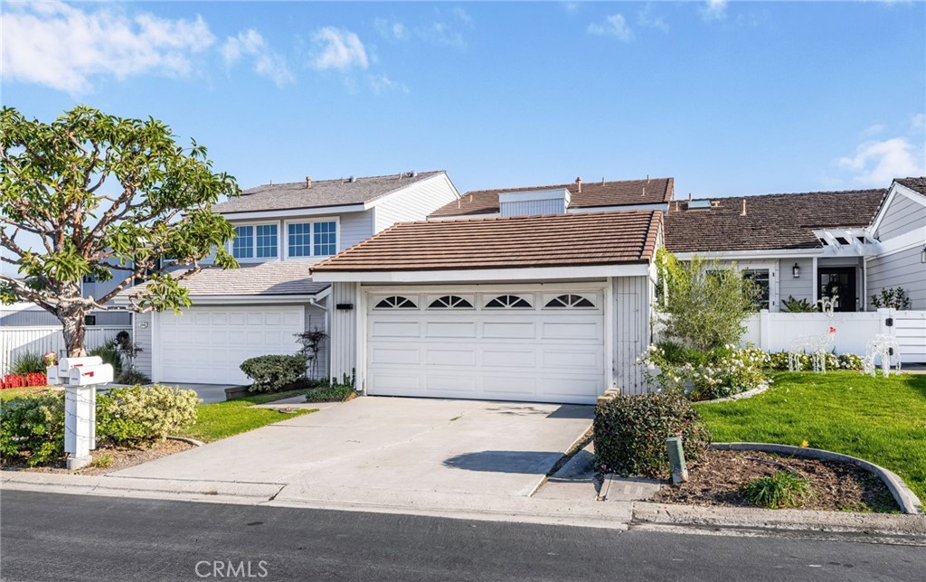 33922 Manta Court, Dana Point CA 92629 - photo 1