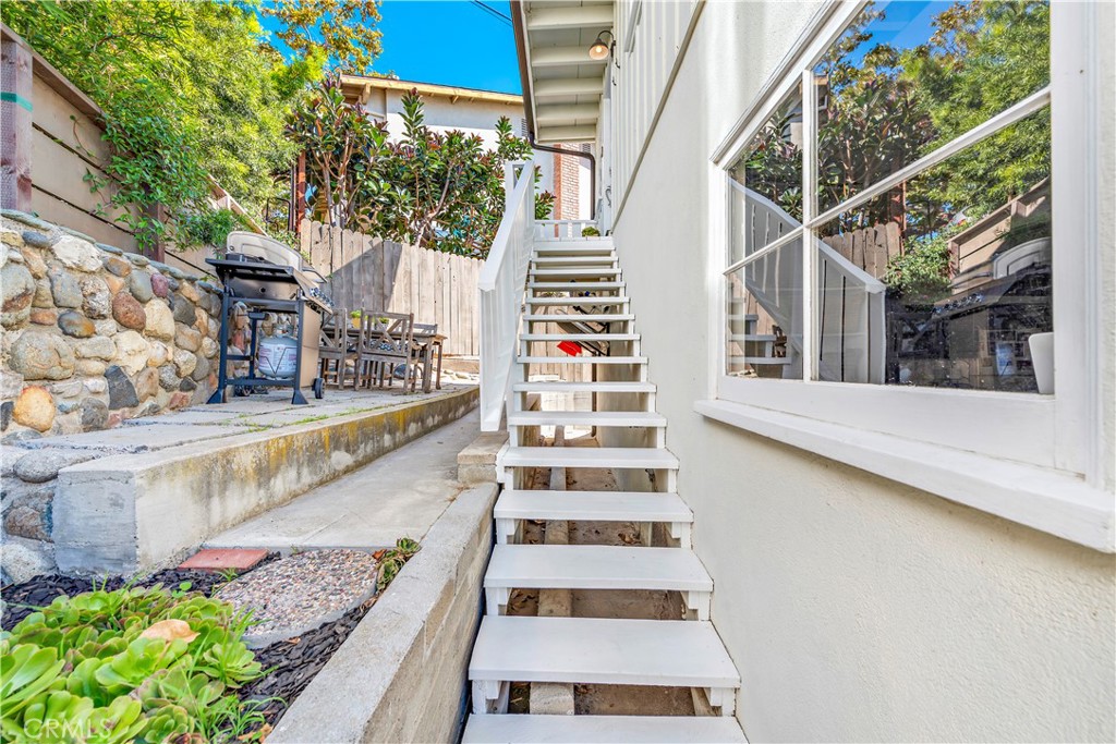 Flight of stairs to get to front door - 33936 Amber Lantern Street, Dana Point CA 92629 - photo 7