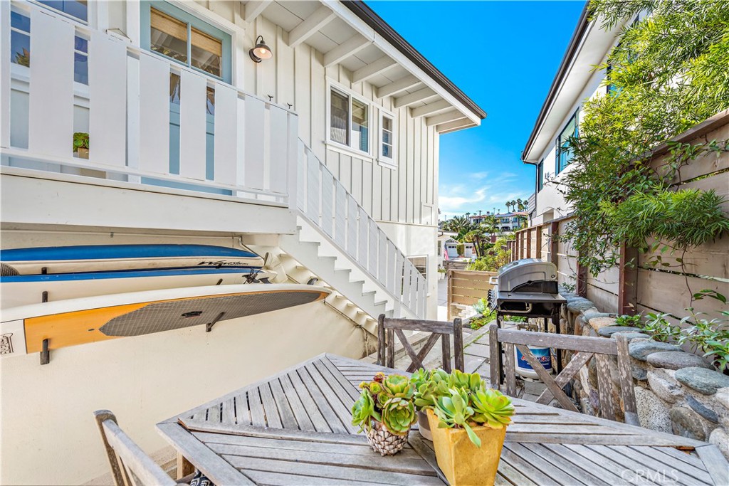 View of front door from patio - 33936 Amber Lantern Street, Dana Point CA 92629 - photo 8