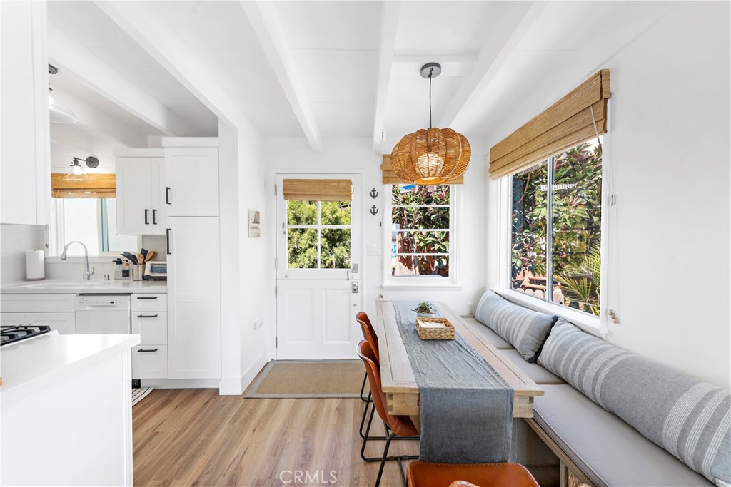 Comfortable dining area - 33936 Amber Lantern Street, Dana Point CA 92629 - photo 11