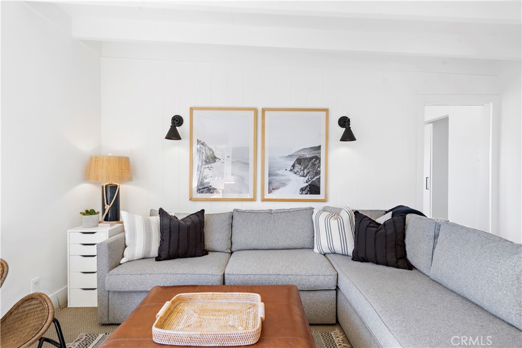 Very comfortable sectional with leather ottoman - 33936 Amber Lantern Street, Dana Point CA 92629 - photo 19