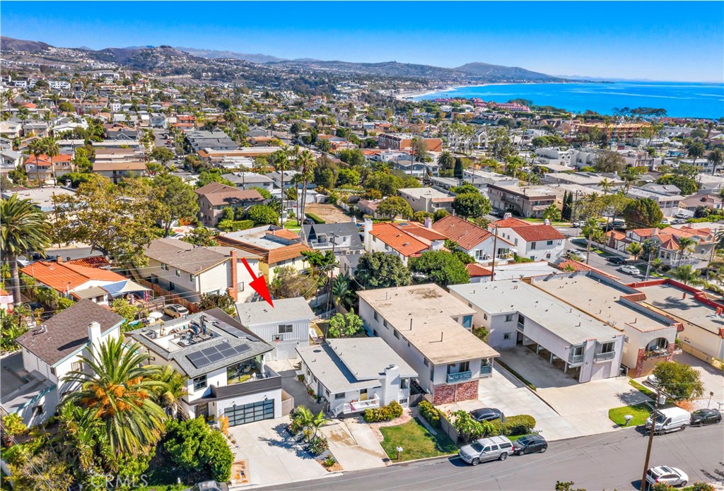 Detached back unit, outdoor patio inside gated entrance - 33936 Amber Lantern Street, Dana Point CA 92629 - photo 44