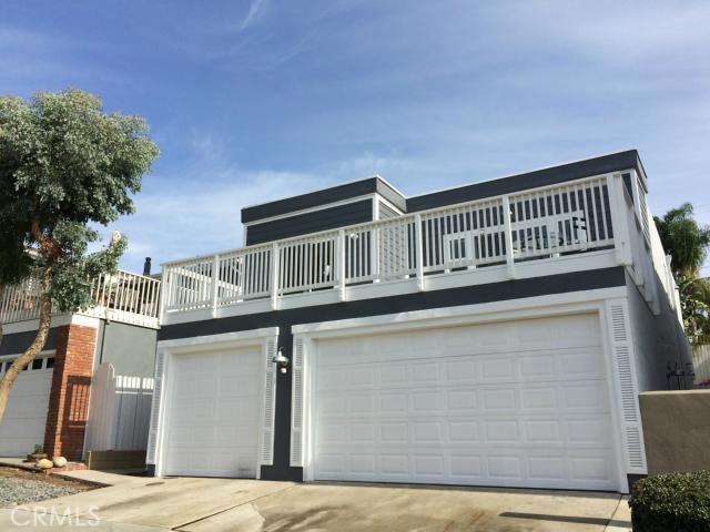 Fabulous 3 bedroom/2 bath upper unit of Duplex! HUGE DECK! and TWO car garage! - 33966 Silver Lantern Street B, Dana Point CA 92629 - photo 1