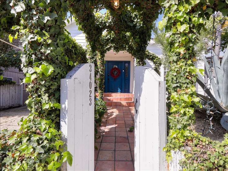 Front Walk Way to Entry Door - 34023 Violet Lantern (La Plz), Dana Point CA 92629 - photo 1