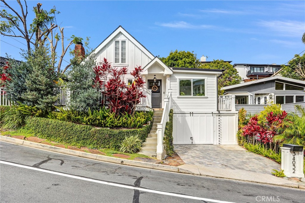 34032 Crystal Lantern, Dana Point CA 92629 - photo 2