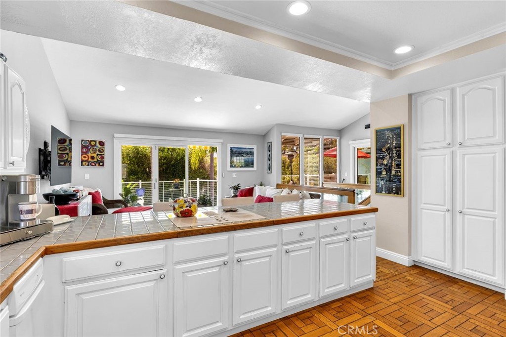 34041 Calle La Primavera, Dana Point CA 92629 - photo 10