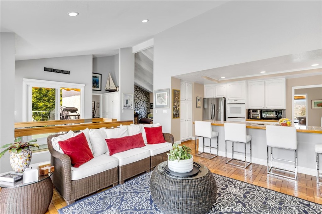34041 Calle La Primavera, Dana Point CA 92629 - photo 13