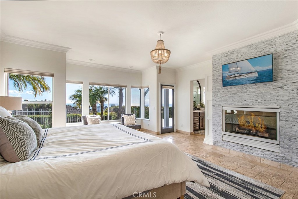 Bright master bedroom with ocean view - 34042 Capistrano By The Sea, Dana Point CA 92629 - photo 16