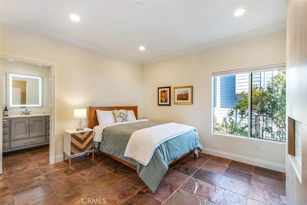 Second bedroom suite - 34042 Capistrano By The Sea, Dana Point CA 92629 - photo 23