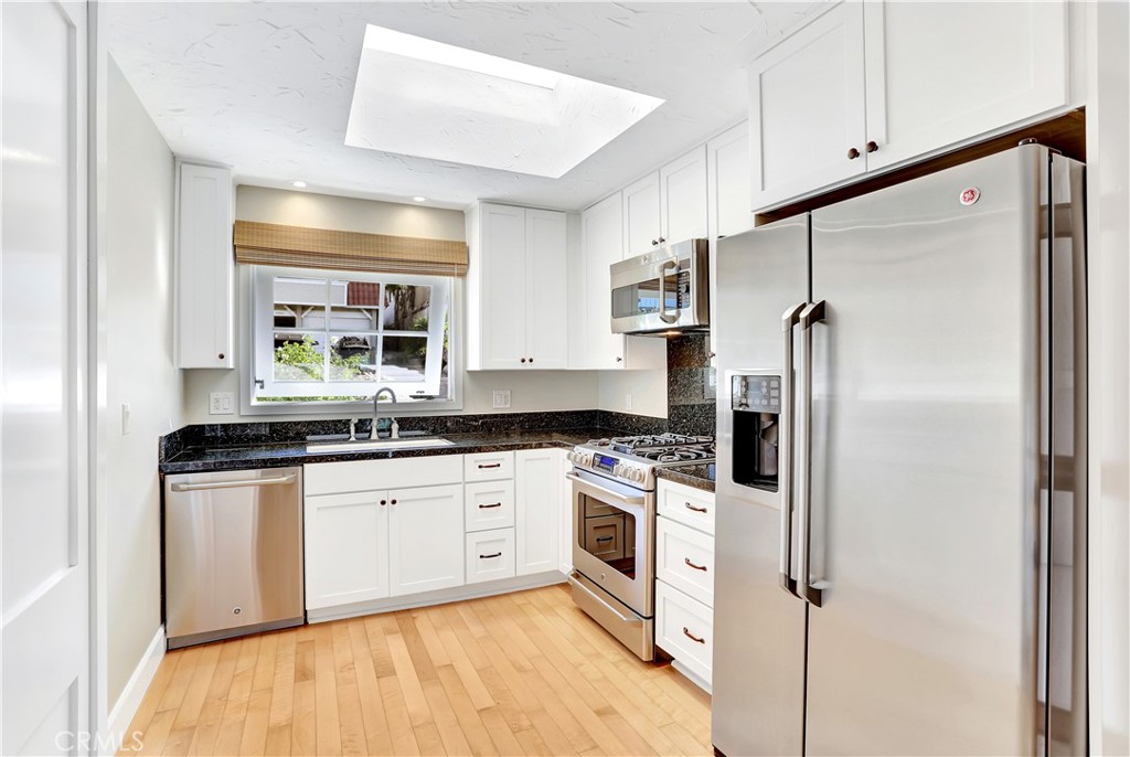 34055 Mazo Drive, Dana Point CA 92629 - photo 2