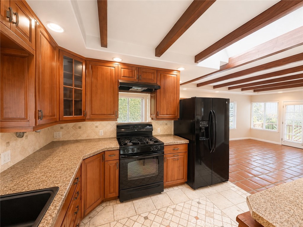 34071 Aurelio, Dana Point CA 92629 - photo 9