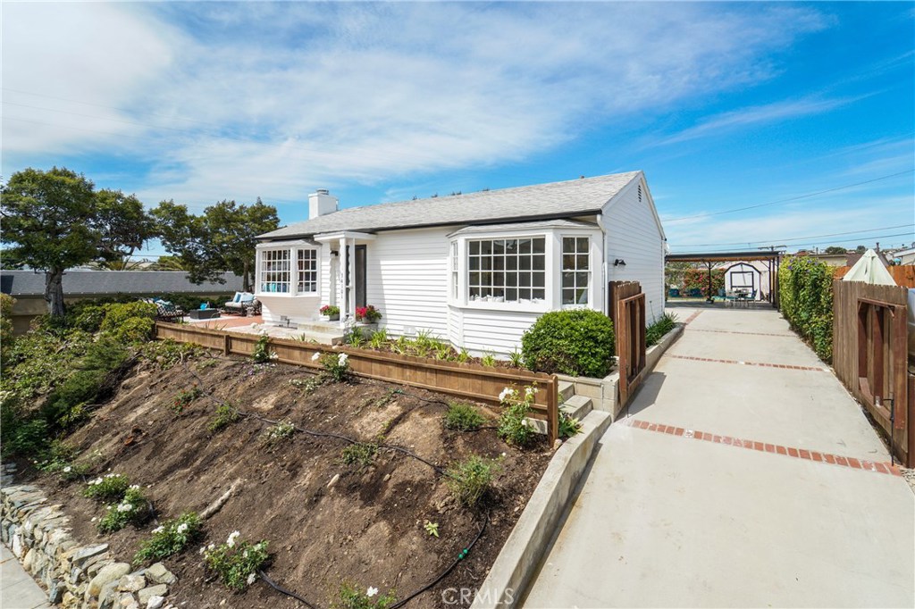 34101 Alcazar Drive, Dana Point CA 92629 - photo 1
