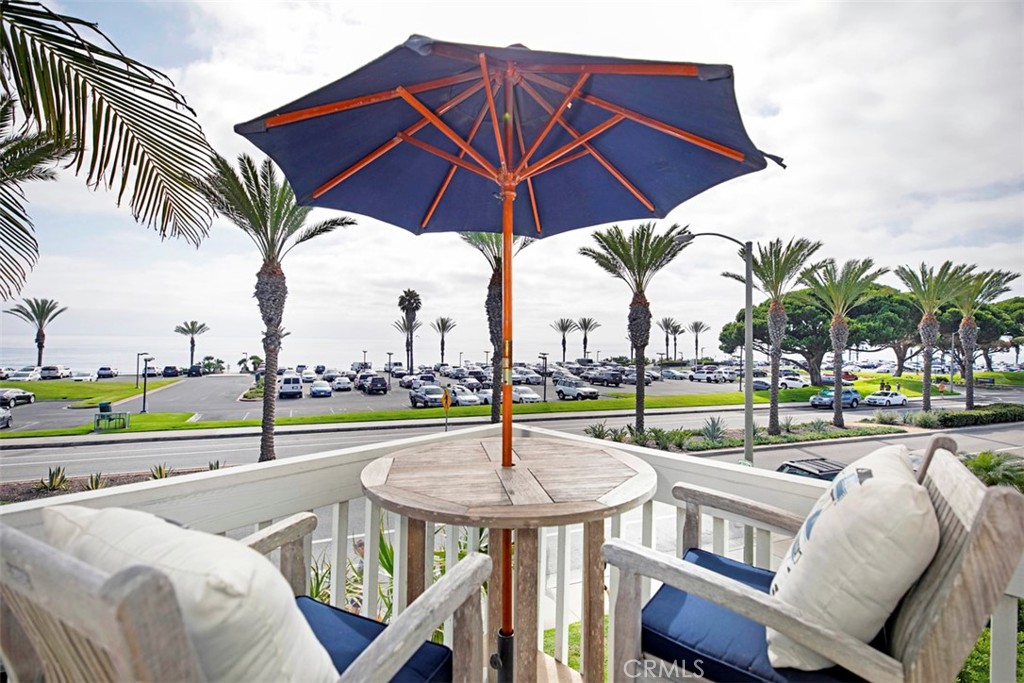 Relax at the end of the day or start you day off right! - 34126 Selva Road 301, Dana Point CA 92629 - photo 14