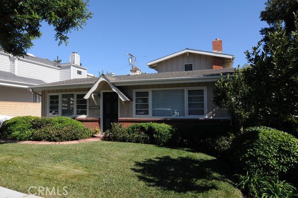 Great "character home" in the desirable Lantern Village. - 34142 Granada, Dana Point CA 92629 - photo 1