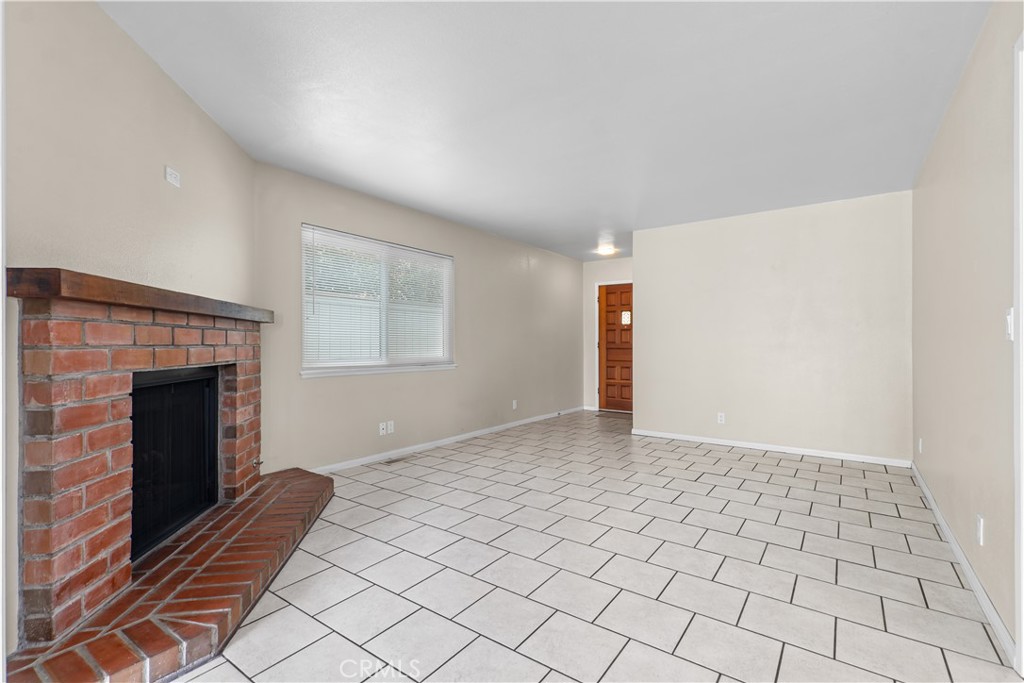 Living room - 34155 Camino El Molino, Dana Point CA 92624 - photo 6