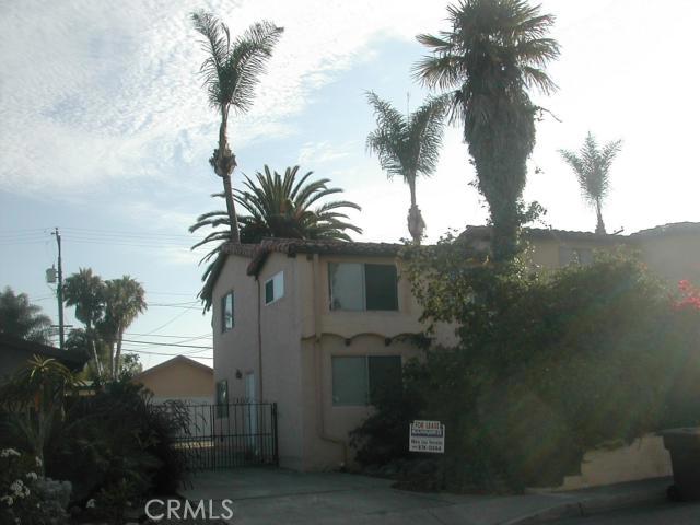 Enter property through gated driveway - 34255 Via Lopez, Dana Point CA 92624 - photo 1