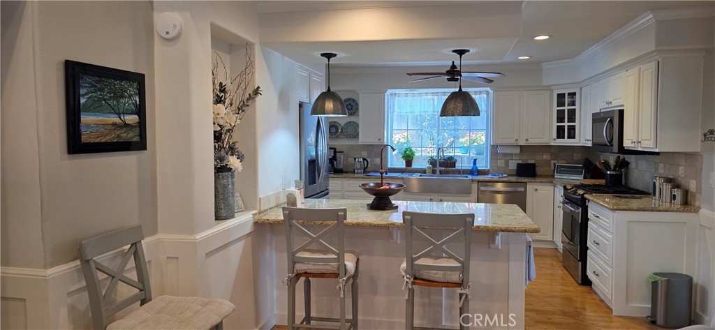 Fully Equipped Gourmet Kitchen, Stainless Steel Appliances with Island Peninsula - 34271 Via Lopez, Dana Point CA 92624 - photo 7