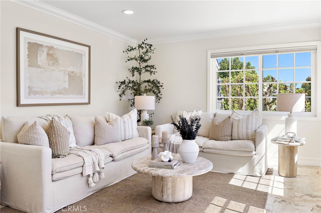 34279 Amber Lantern Street 11, Dana Point CA 92629 - photo 15