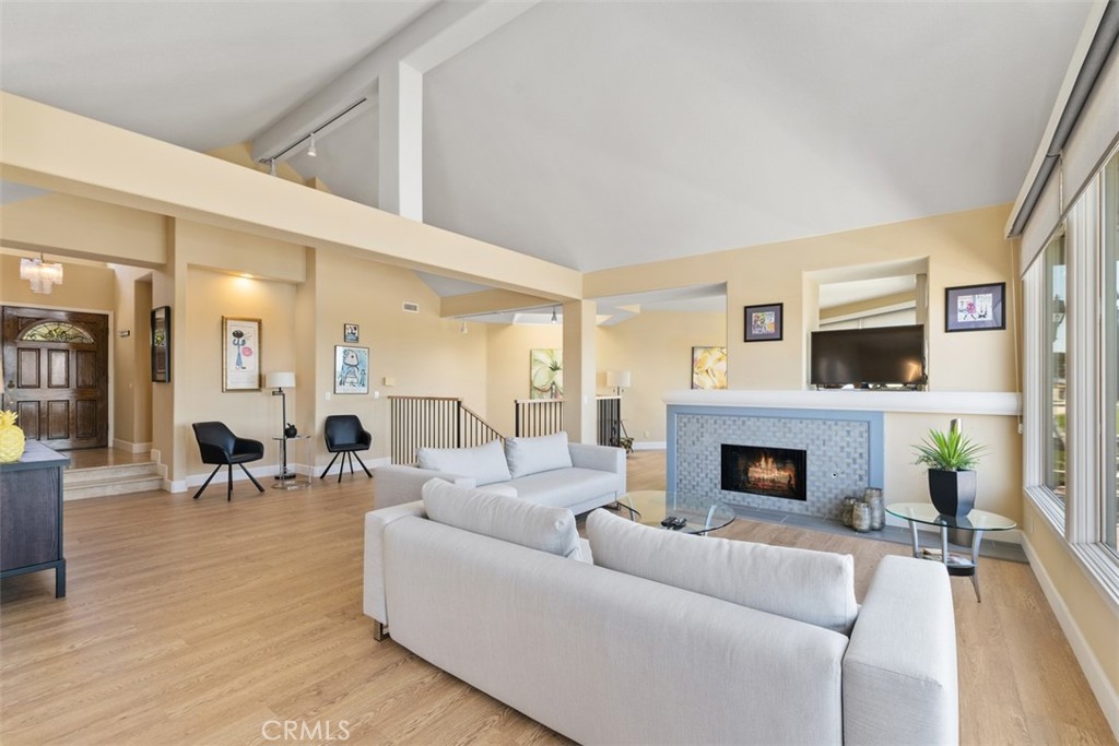 34300 Lantern Bay Drive 16, Dana Point CA 92629 - photo 6