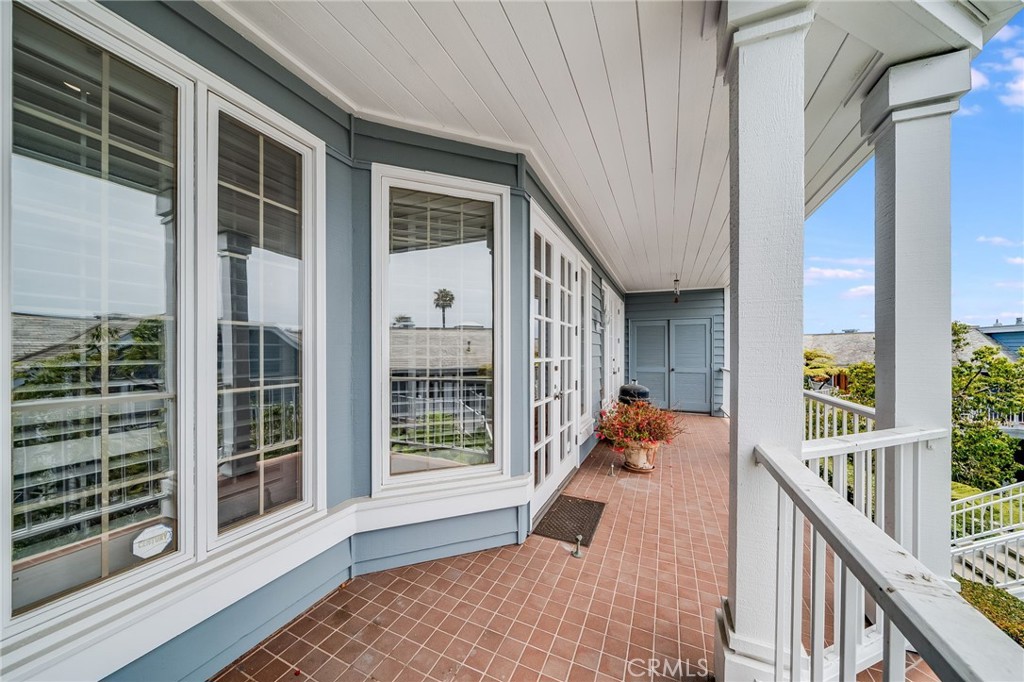34300 Lantern Bay Drive 25, Dana Point CA 92629 - photo 11