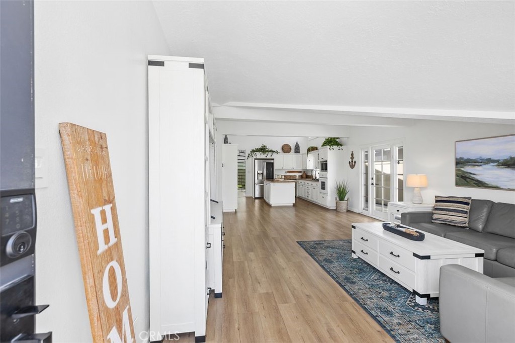 You enter into a crisp, clean, ready to move in home. - 34355 Via San Juan, Dana Point CA 92624 - photo 8