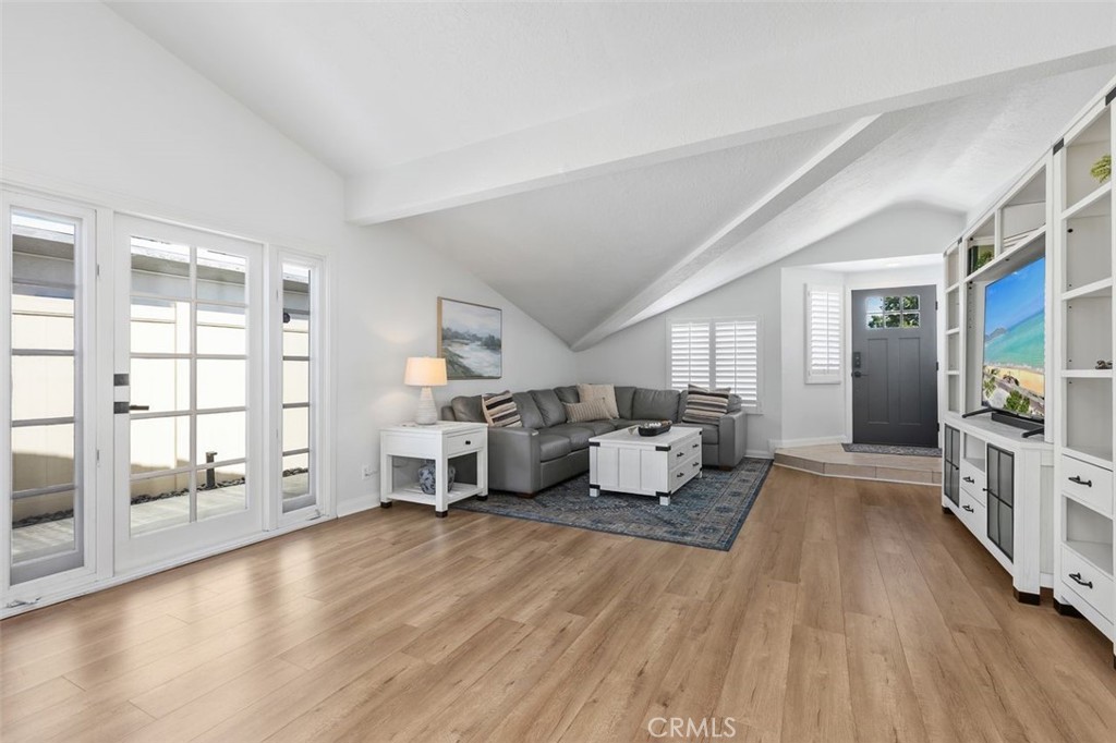 Dramatic architectural lines create more interest. - 34355 Via San Juan, Dana Point CA 92624 - photo 12