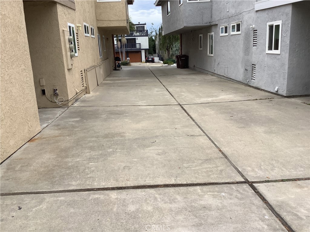 Easement to Laundry room. - 34382 Via San Juan # B, Dana Point CA 92624 - photo 21