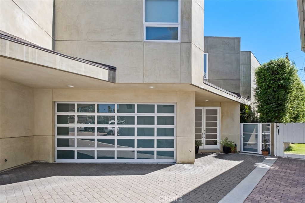 Elegant, soft contemporary Townhome - 34383 Via San Juan, Dana Point CA 92624 - photo 1
