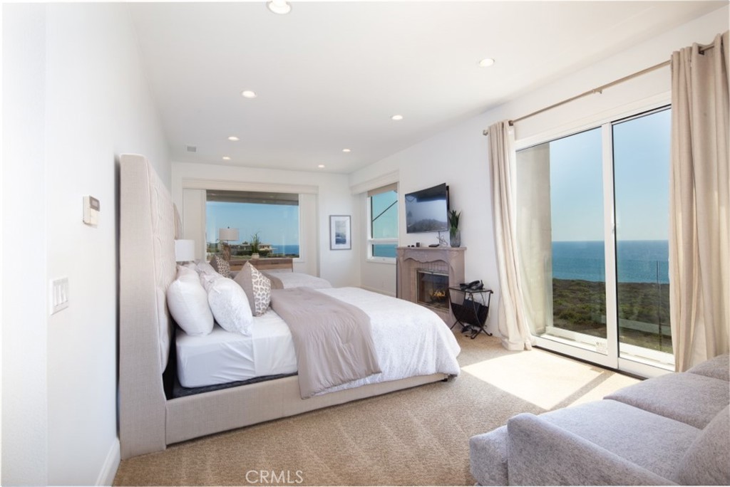 Primary Bedroom - 34385 Dana Strand Rd. Road A, Dana Point CA 92629 - photo 18