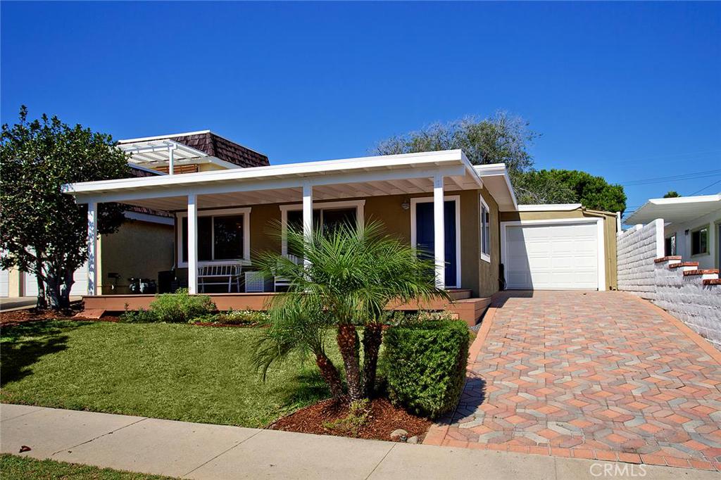 Front view of home with covered porch - 34582 Via Catalina, Dana Point CA 92624 - photo 1