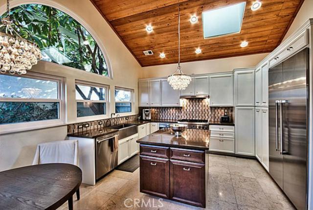 WELCOME TO 34602 CALLE PORTOLA! LIGHT & BRIGHT SUNLIT ENVIRO w/SKYLIGHTS & NEWER WINDOWS; OPEN-BEAM CATHEDRAL CEILING; C - 34602 CALLE PORTOLA, Dana Point CA 92624 - photo 1