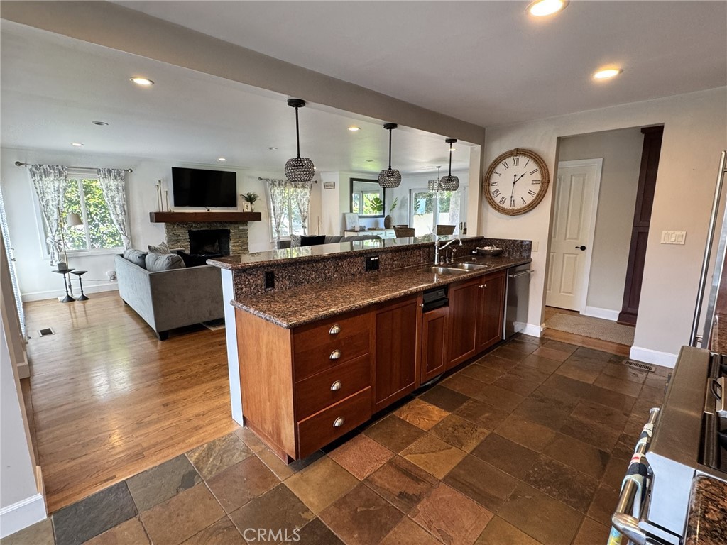 34742 Doheny, Dana Point CA 92624 - photo 8