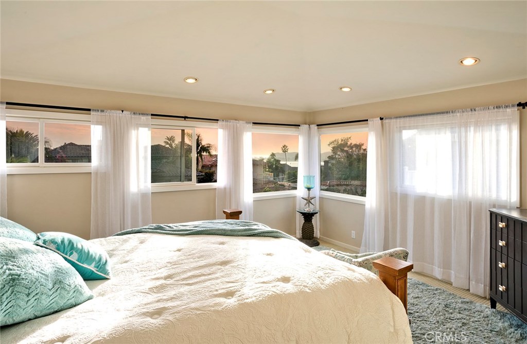 34742 Doheny Place, Dana Point CA 92624 - photo 1