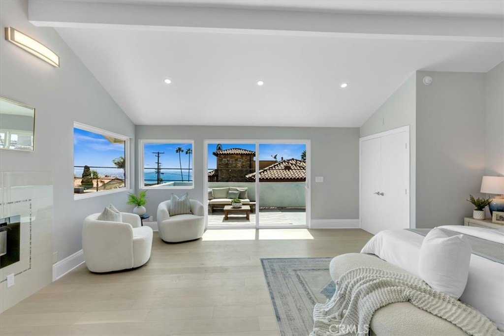 Master bedroom - 34781 Camino Capistrano, Dana Point CA 92624 - photo 25