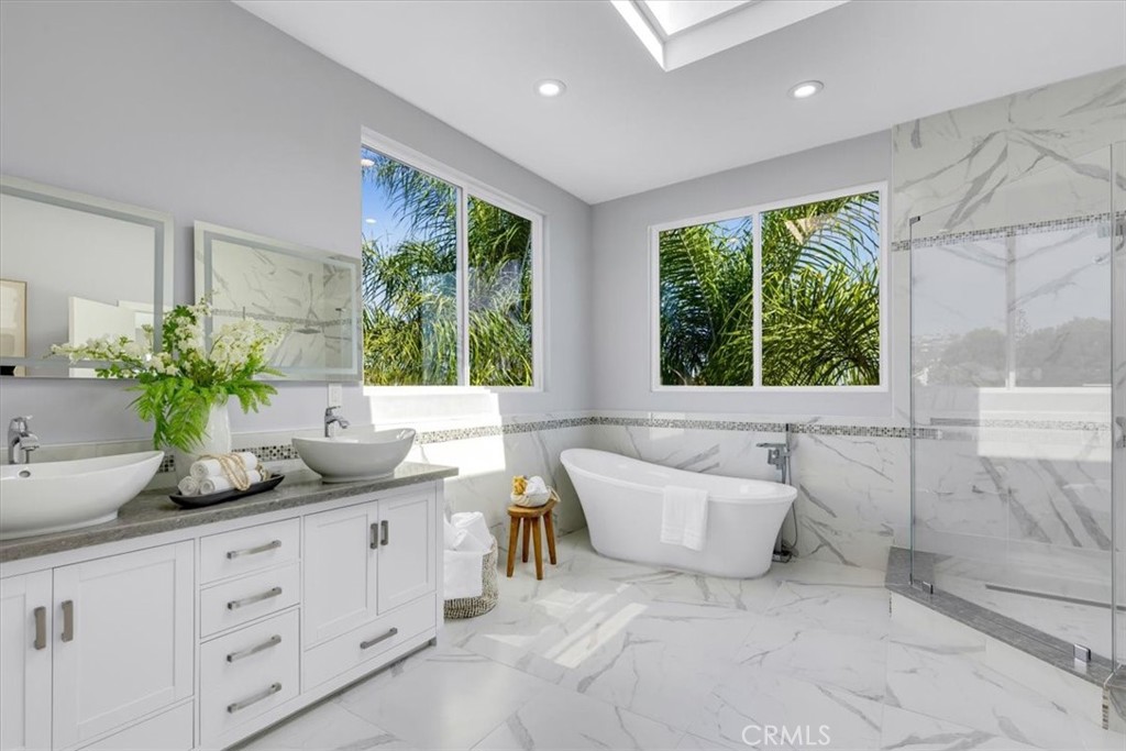 Master bath - 34781 Camino Capistrano, Dana Point CA 92624 - photo 30